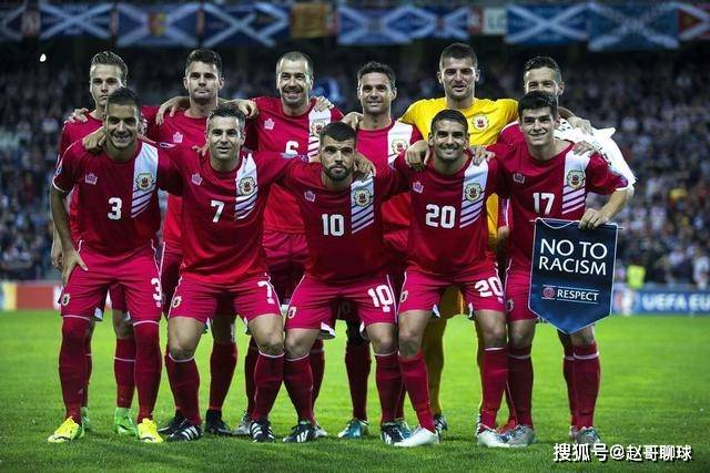组图：世界杯-英格兰2-1民主刚果 凯恩双响戈登2助